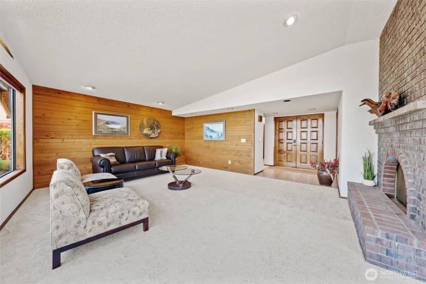 Property photo for 27325 10th Place S, Des Moines photo 8