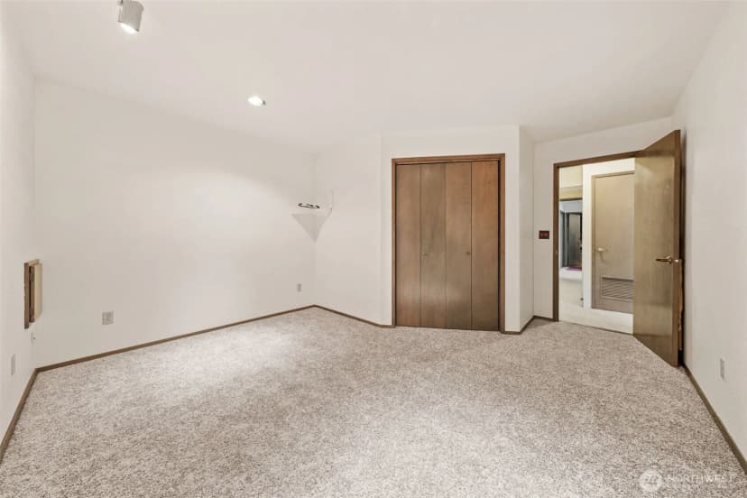 Property photo for 27325 10th Place S, Des Moines photo 23