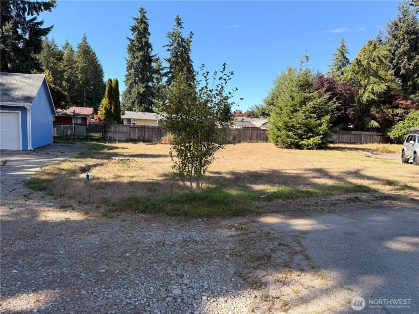 Property photo for 3525 Humphrey Street Se, Olympia photo 3