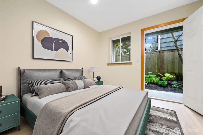 Property photo for 4533 40th Avenue Sw #c, Seattle photo 17