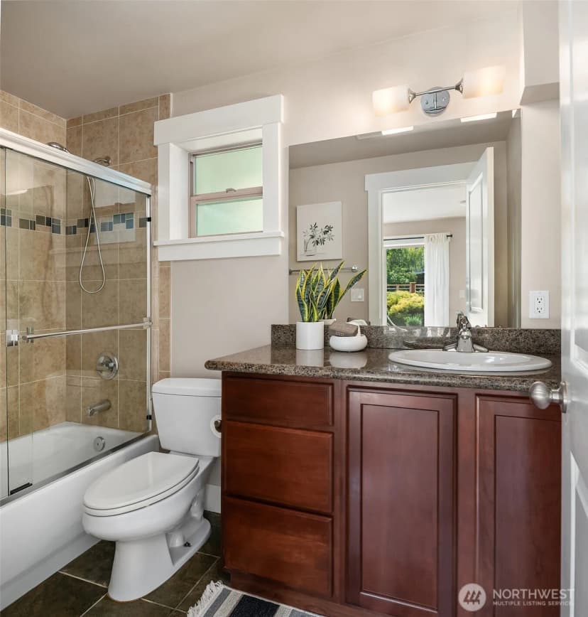 Property photo for 2038 Nw 63rd Street, Seattle photo 7