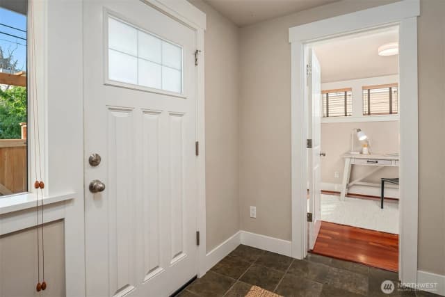 Property photo for 2038 Nw 63rd Street, Seattle photo 5