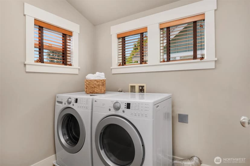 Property photo for 2038 Nw 63rd Street, Seattle photo 30