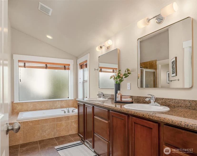 Property photo for 2038 Nw 63rd Street, Seattle photo 25