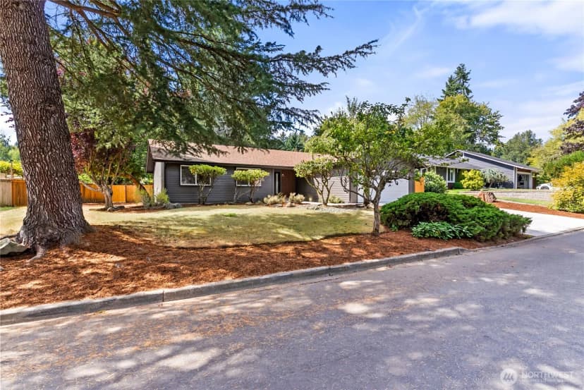 Property photo for 15203 111th Ave Ne, Bothell photo 37