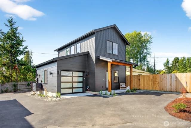 Property photo for 2619 Woburn Street, Bellingham