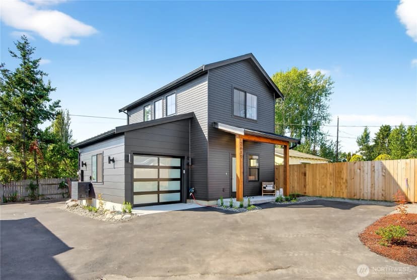 Property photo for 2619 Woburn Street, Bellingham