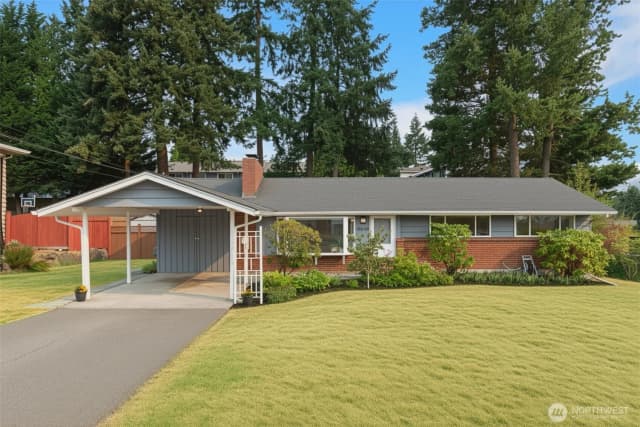 Property photo for 7515 Sw 215th Street, Edmonds