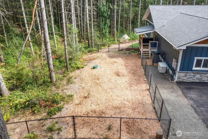 Property photo for 12511 Madrona Road Sw, Port Orchard photo 40