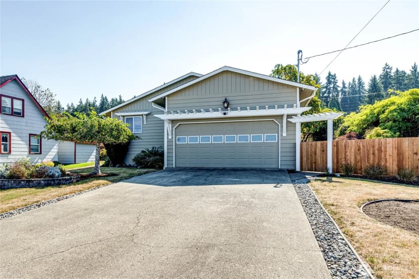 Property photo for 618 E Whidby Avenue, Port Angeles