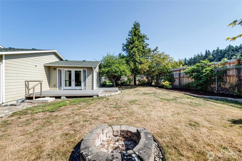 Property photo for 618 E Whidby Avenue, Port Angeles photo 37