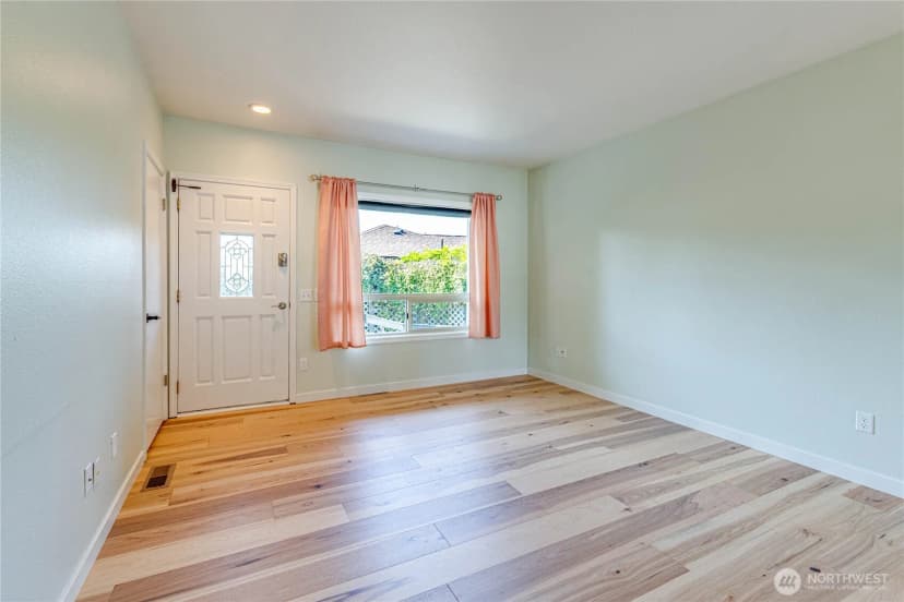 Property photo for 618 E Whidby Avenue, Port Angeles photo 6
