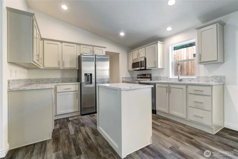 Property photo for 31415 71st Avenue Ct S, Roy photo 8