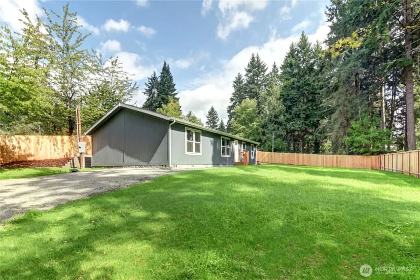 Property photo for 31415 71st Avenue Ct S, Roy photo 2