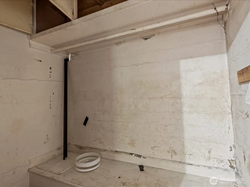 Property photo for 20135 4th Avenue S, Des Moines photo 16