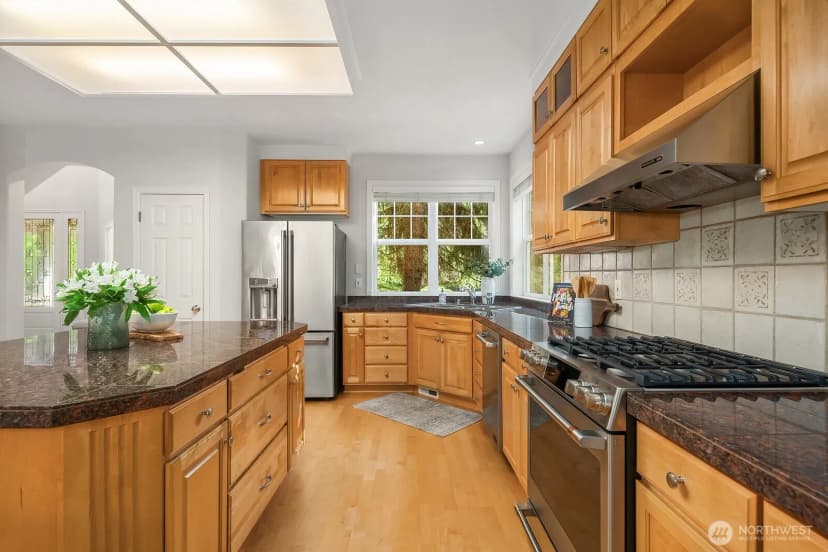 Property photo for 26108 Se 27th Street, Sammamish photo 14