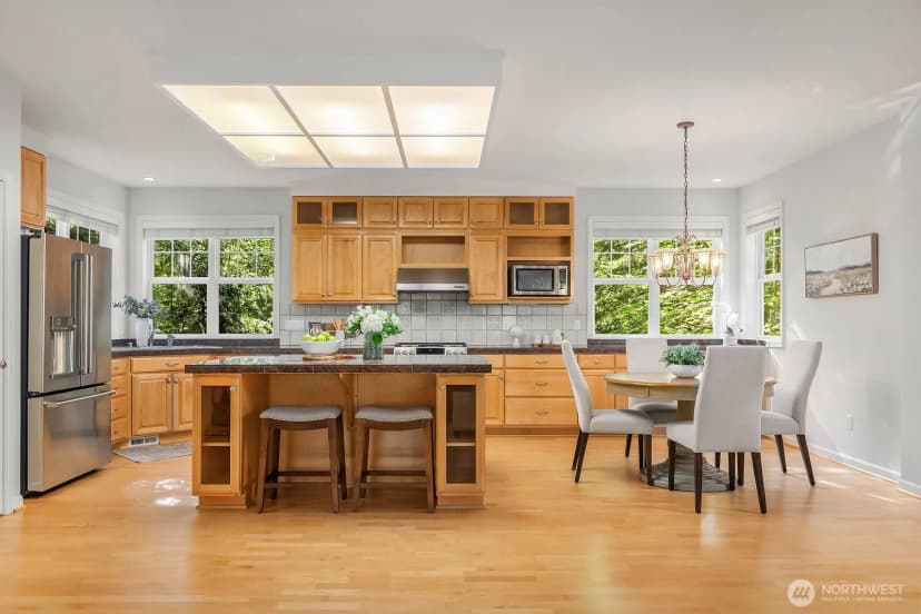 Property photo for 26108 Se 27th Street, Sammamish photo 11