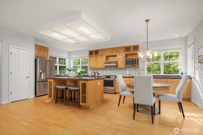 Property photo for 26108 Se 27th Street, Sammamish photo 12