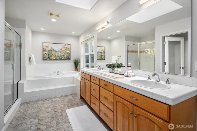 Property photo for 26108 Se 27th Street, Sammamish photo 18