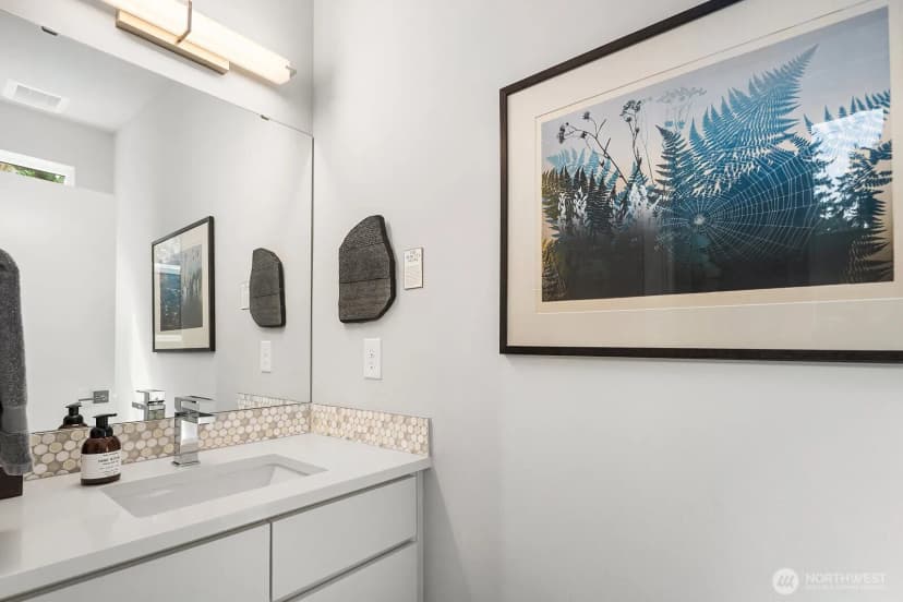 Property photo for 8015 Ne 116th Place, Kirkland photo 13