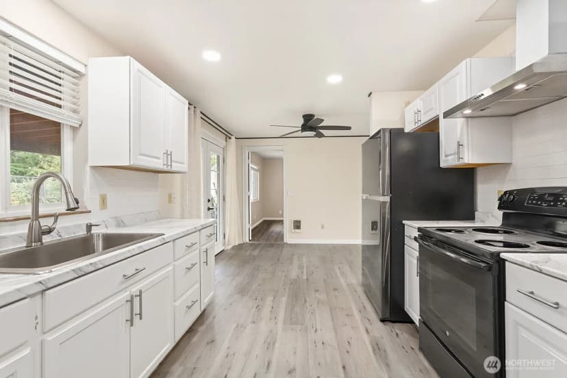 Property photo for 2705 E Broadway Street, Mount Vernon photo 14