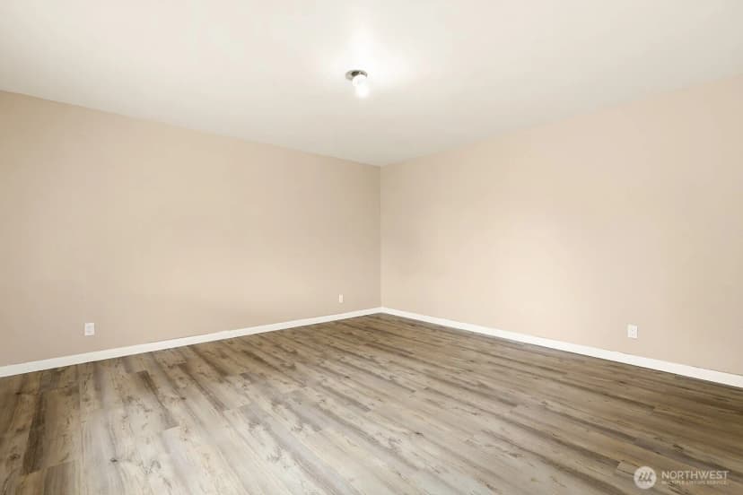 Property photo for 2705 E Broadway Street, Mount Vernon photo 16