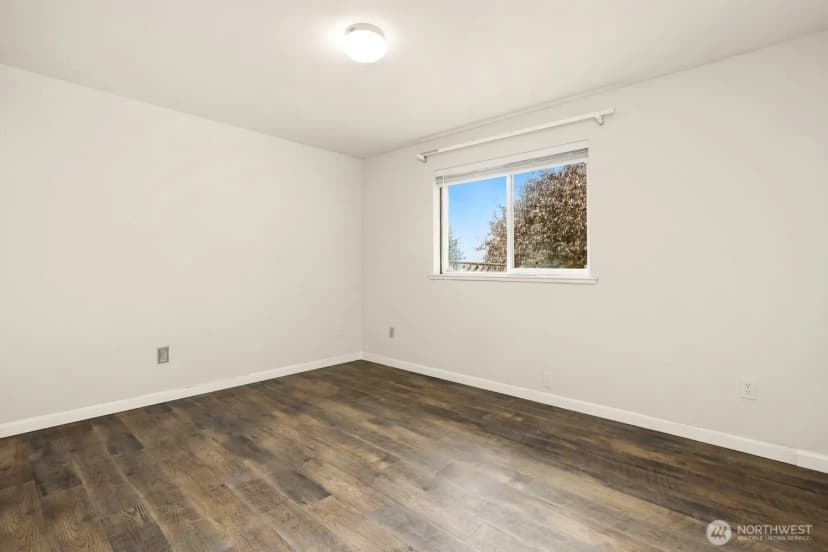 Property photo for 2705 E Broadway Street, Mount Vernon photo 17