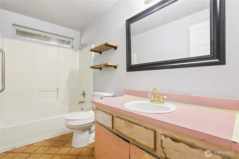 Property photo for 2705 E Broadway Street, Mount Vernon photo 23