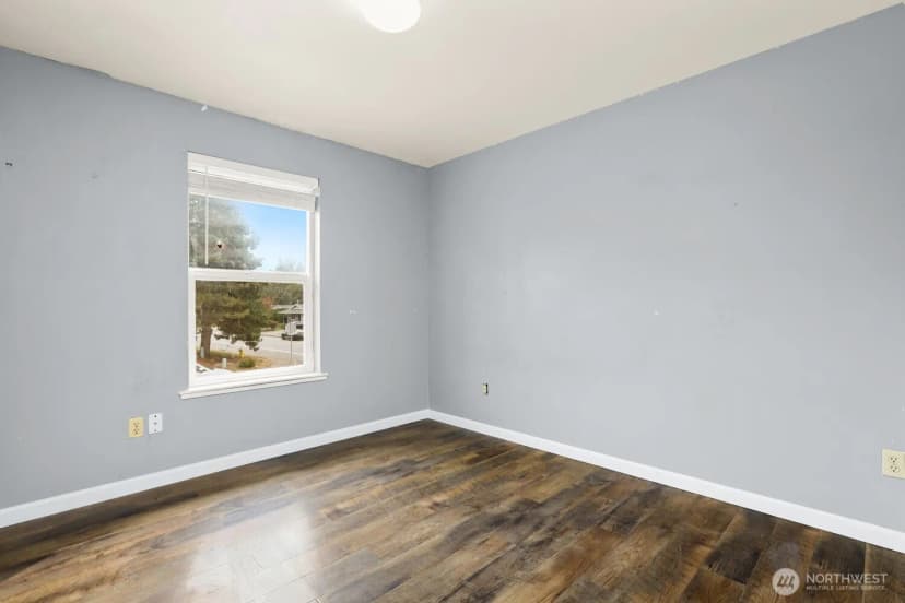 Property photo for 2705 E Broadway Street, Mount Vernon photo 19