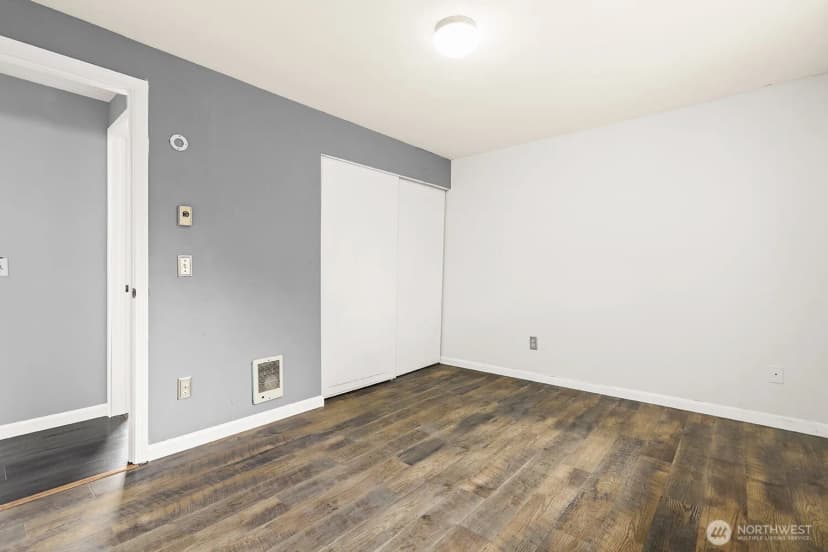 Property photo for 2705 E Broadway Street, Mount Vernon photo 20