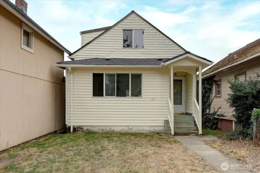 Property photo for 1807 S L Street, Tacoma photo 2
