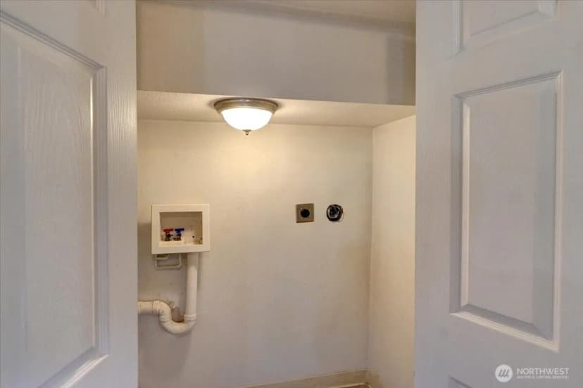 Property photo for 1807 S L Street, Tacoma photo 38
