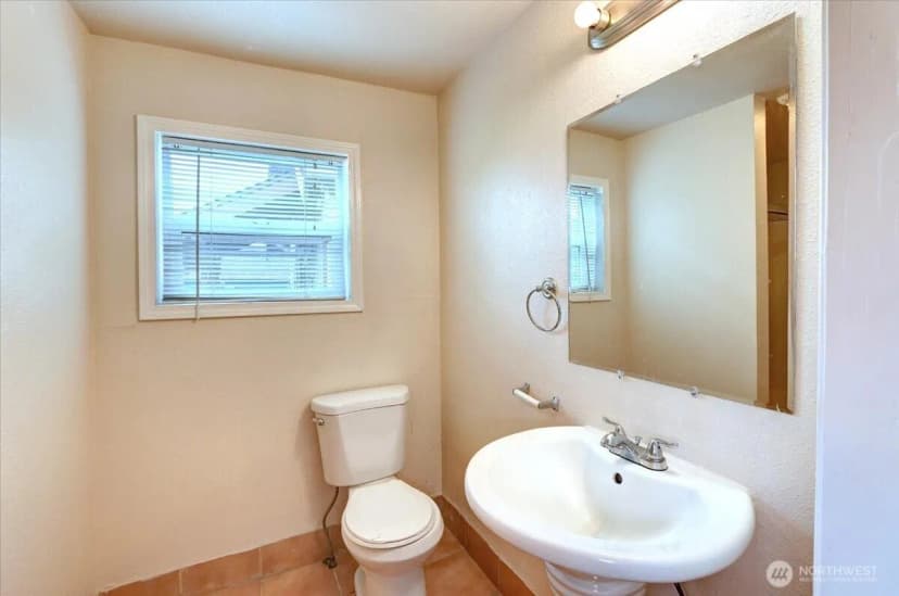 Property photo for 1807 S L Street, Tacoma photo 17