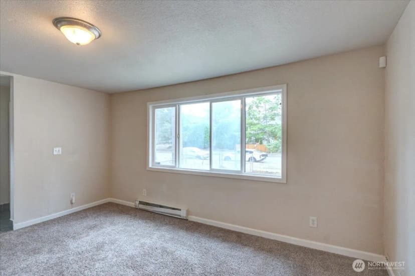 Property photo for 1807 S L Street, Tacoma photo 6