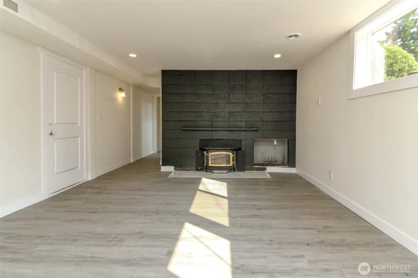Property photo for 1522 E 32nd Street, Bremerton photo 19