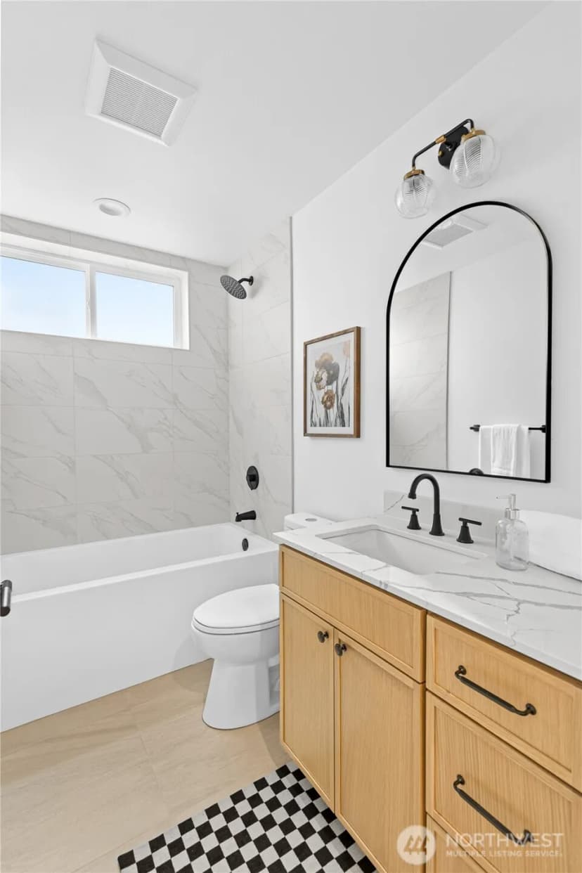 Property photo for 2538 14th Avenue W #a, Seattle photo 20