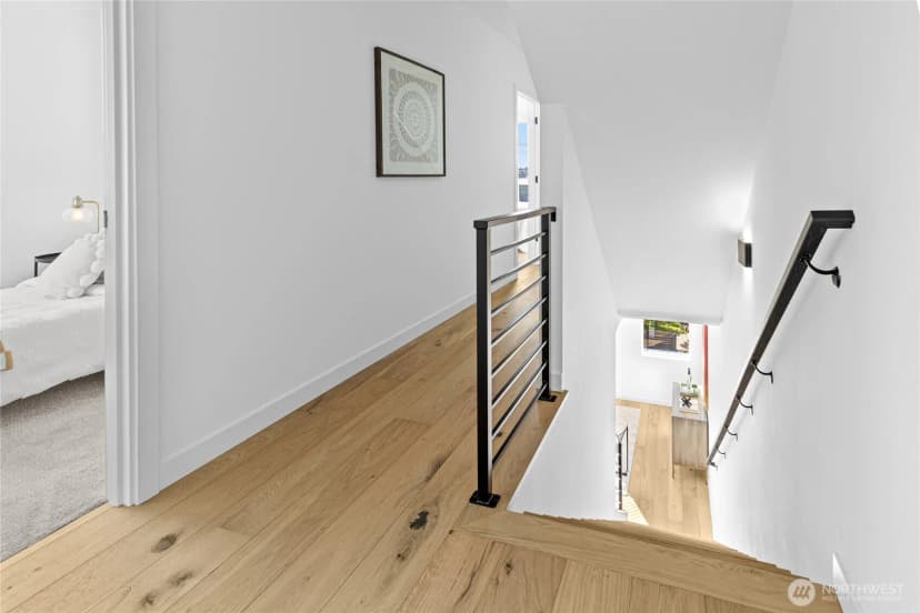 Property photo for 2538 14th Avenue W #a, Seattle photo 10