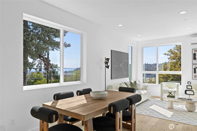 Property photo for 2538 14th Avenue W #a, Seattle photo 4