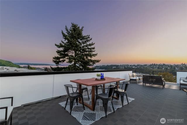 Property photo for 2538 14th Avenue W #a, Seattle