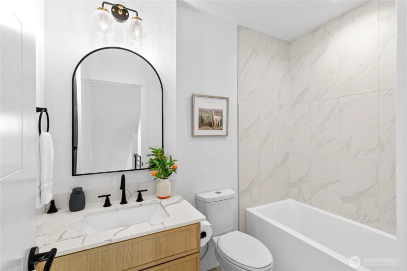 Property photo for 2538 14th Avenue W #a, Seattle photo 17