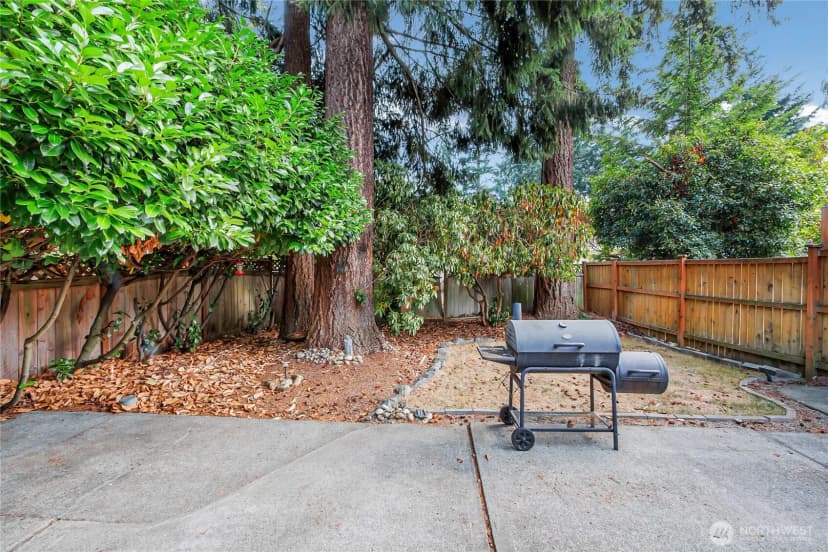 Property photo for 7902 Onyx Court Sw, Lakewood photo 17