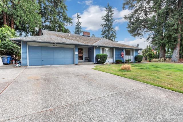 Property photo for 7902 Onyx Court Sw, Lakewood