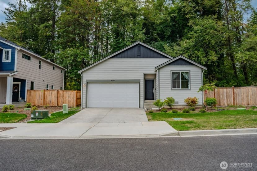 Property photo for 4305 23rd Court Ne, Olympia photo 2