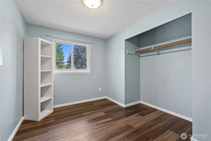 Property photo for 8930 57th Drive Ne, Marysville photo 11