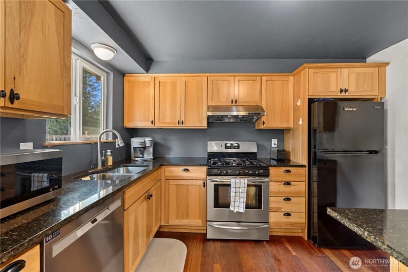Property photo for 8930 57th Drive Ne, Marysville photo 8