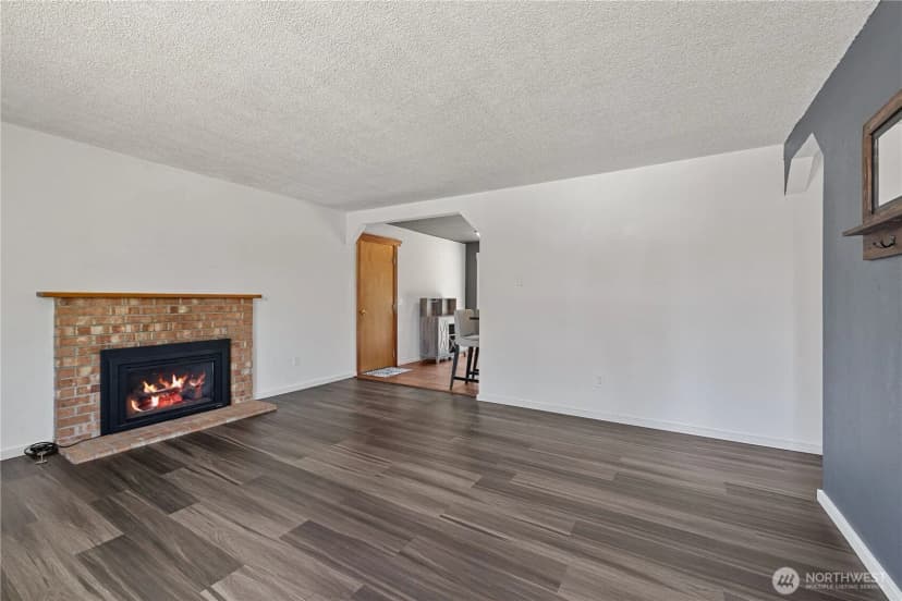 Property photo for 8930 57th Drive Ne, Marysville photo 5