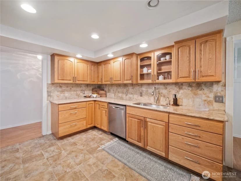Property photo for 18518 Se 244th Place, Covington photo 11