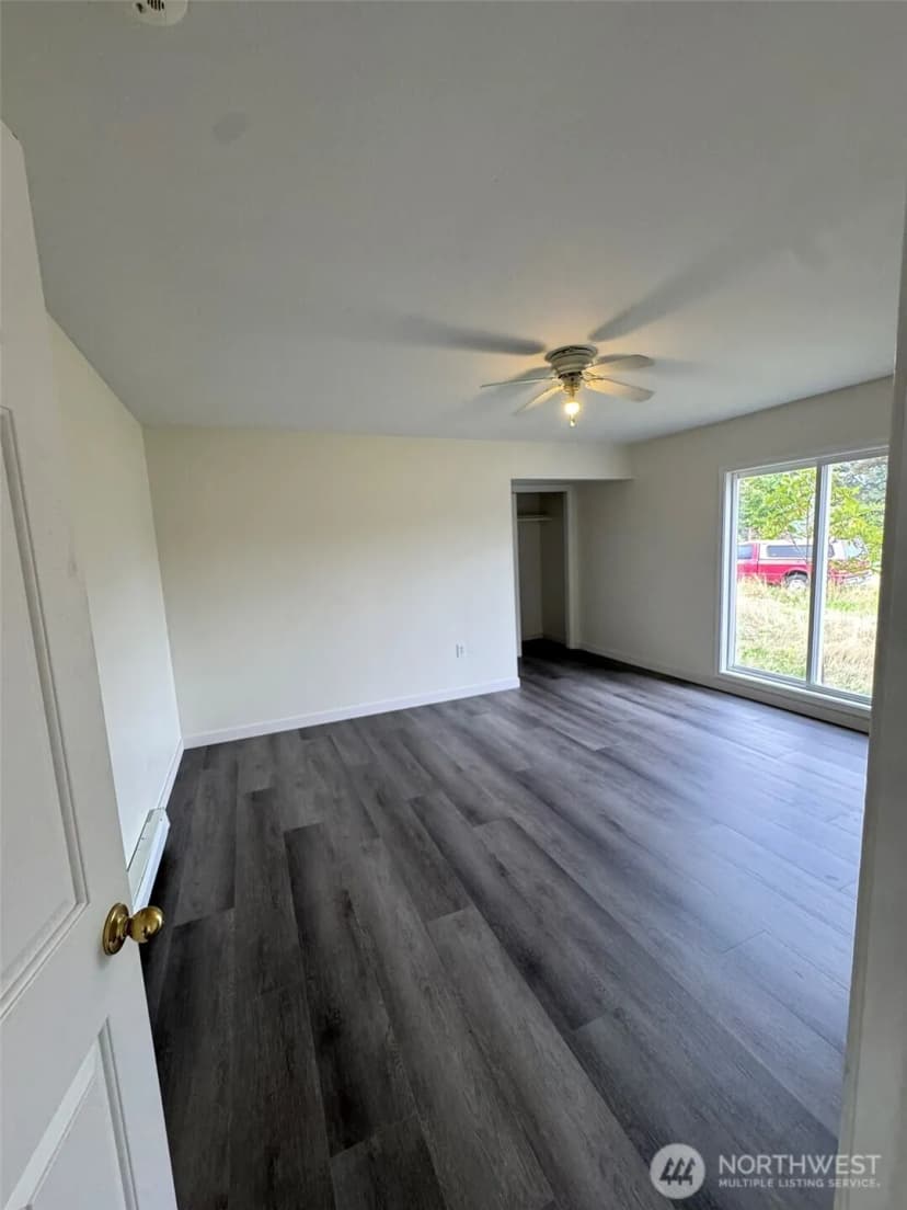 Property photo for 1070 Darrington Street, Darrington photo 15