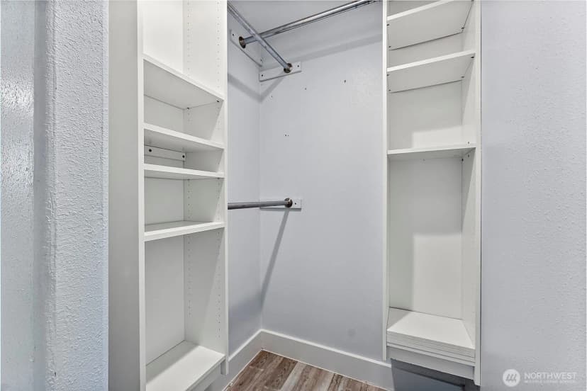Property photo for 15306 Grant Avenue Sw, Lakewood photo 16