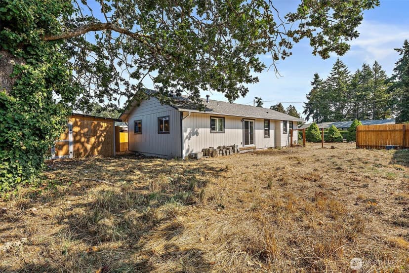 Property photo for 15306 Grant Avenue Sw, Lakewood photo 19